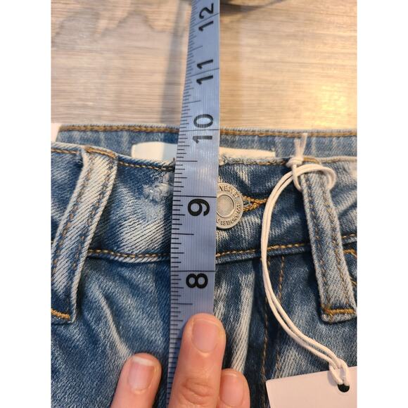 Vervet xs women's distressed cuffed bermuda shorts - Picture 8 of 9